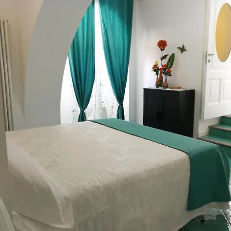 Amalfi Small Wonder Tiny Town House Exterior foto