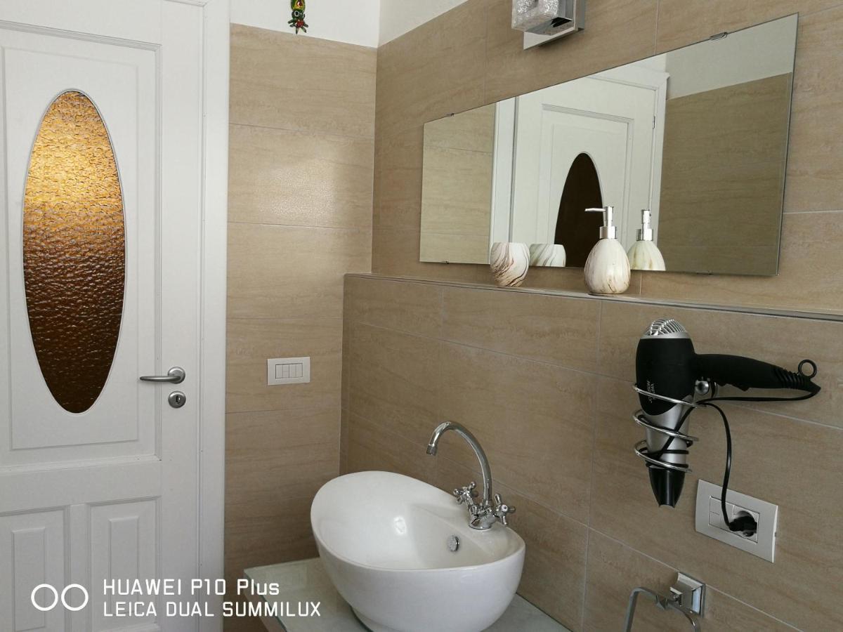 Small Wonder Tiny Town House Apartment Amalfi